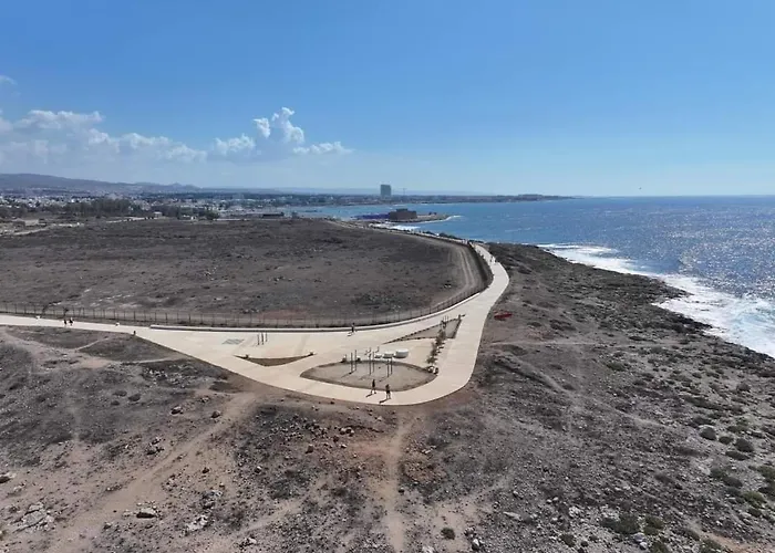 Cyprus Paradise Island Queens Gardens アパート *