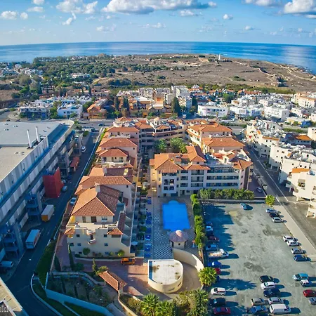 Апартаменты Cyprus Paradise Island Queens Gardens *