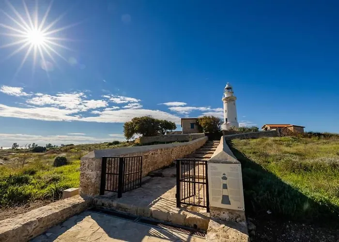 Cyprus Paradise Island Queens Gardens * Paphos